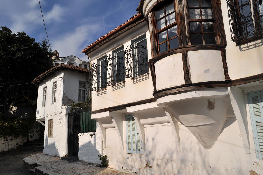 Guesthouse Xenios Zeus Stavroupoli Exterior photo