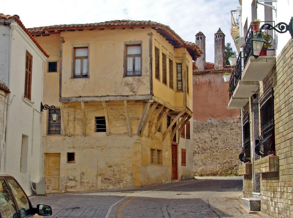 Guesthouse Xenios Zeus Stavroupoli Exterior photo